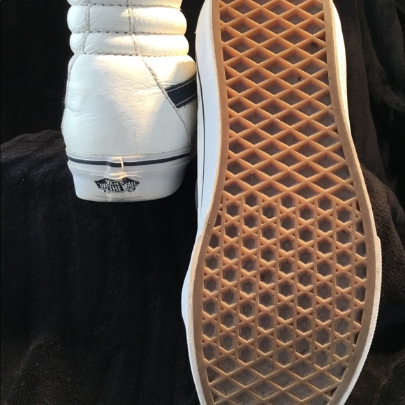 ❤️SOLD❤️ Vans Off The Wall High Tops - Picture 3 of 4